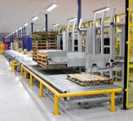 linpac-allibert-auto-pallet-dispensers-feed-three-sizes-of-pallets-to-assembly-area
