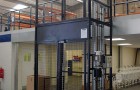 Simple-to-install goods lift