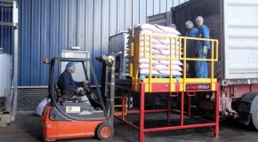 No raised loading bay? Rise to the occasion with Thorworld modular docks and mobile platforms