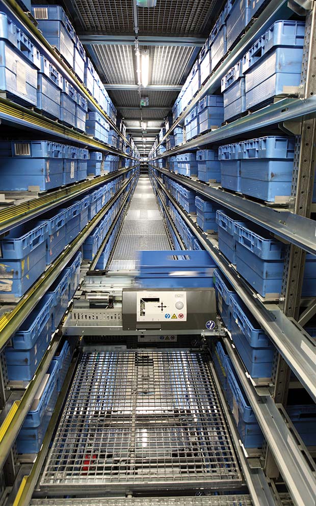 warehouse visit proves a highlight of KNAPP’s