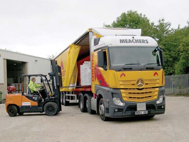 Meachers-Loading-Lionvest-Pallets